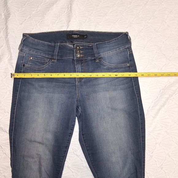 Torrid Denim Women's High Rise Legging Denim Pant Dark Blue Jeans Size 12.S - Picture 9 of 16